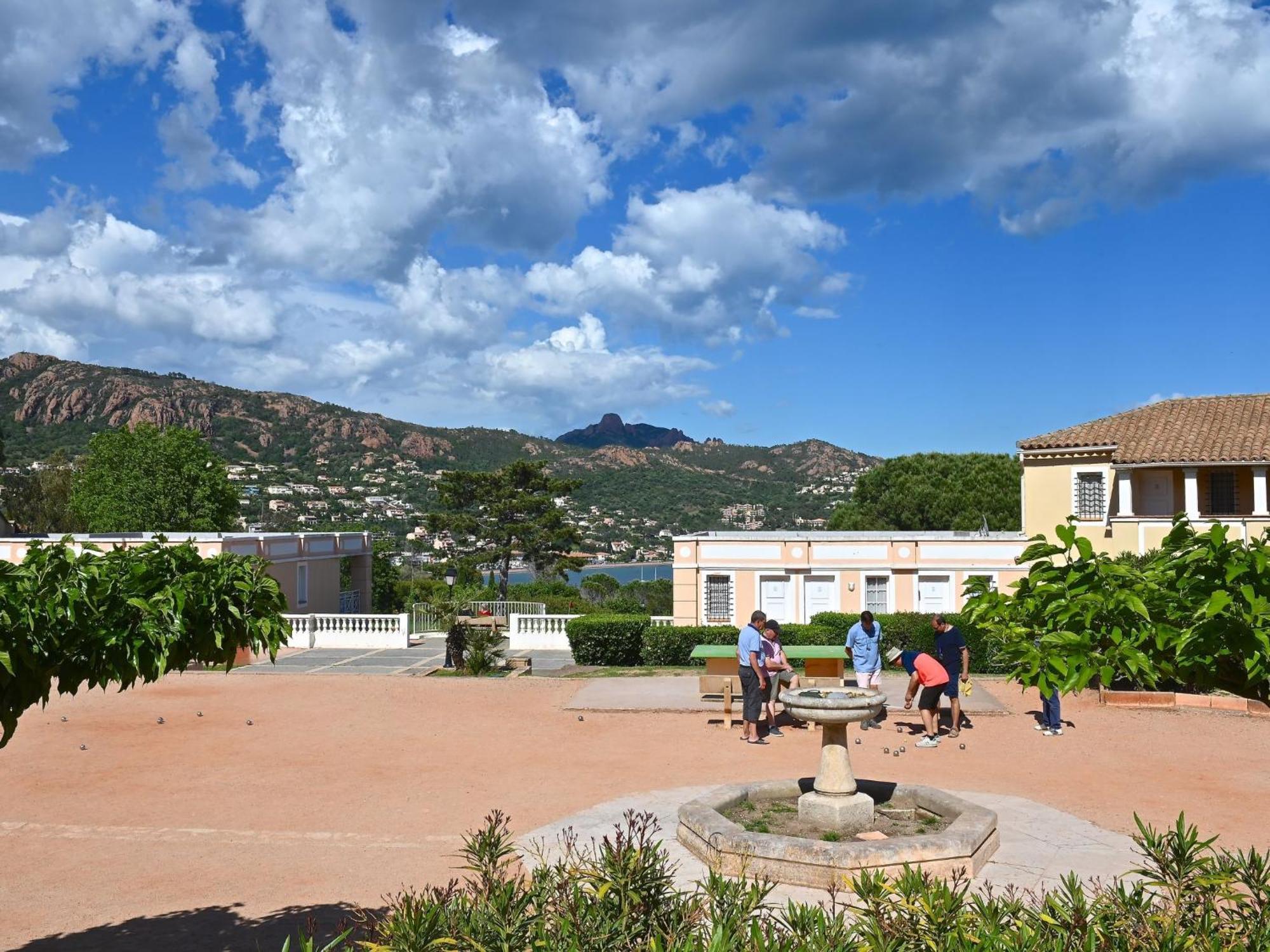 Saint-Raphaël Apartment Village Cap Esterel - Le Village-76 By Interhome מראה חיצוני תמונה
