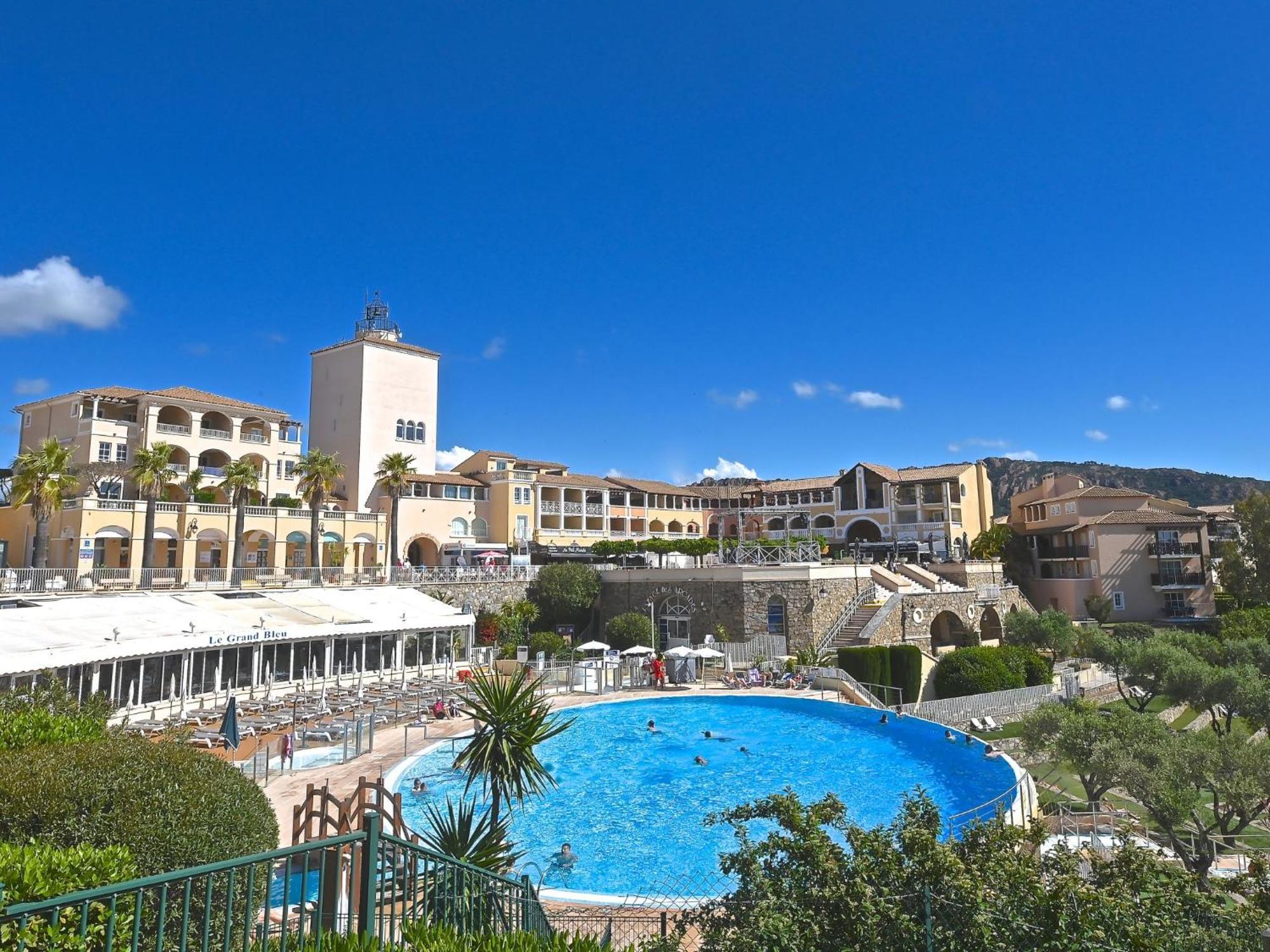 Saint-Raphaël Apartment Village Cap Esterel - Le Village-76 By Interhome מראה חיצוני תמונה