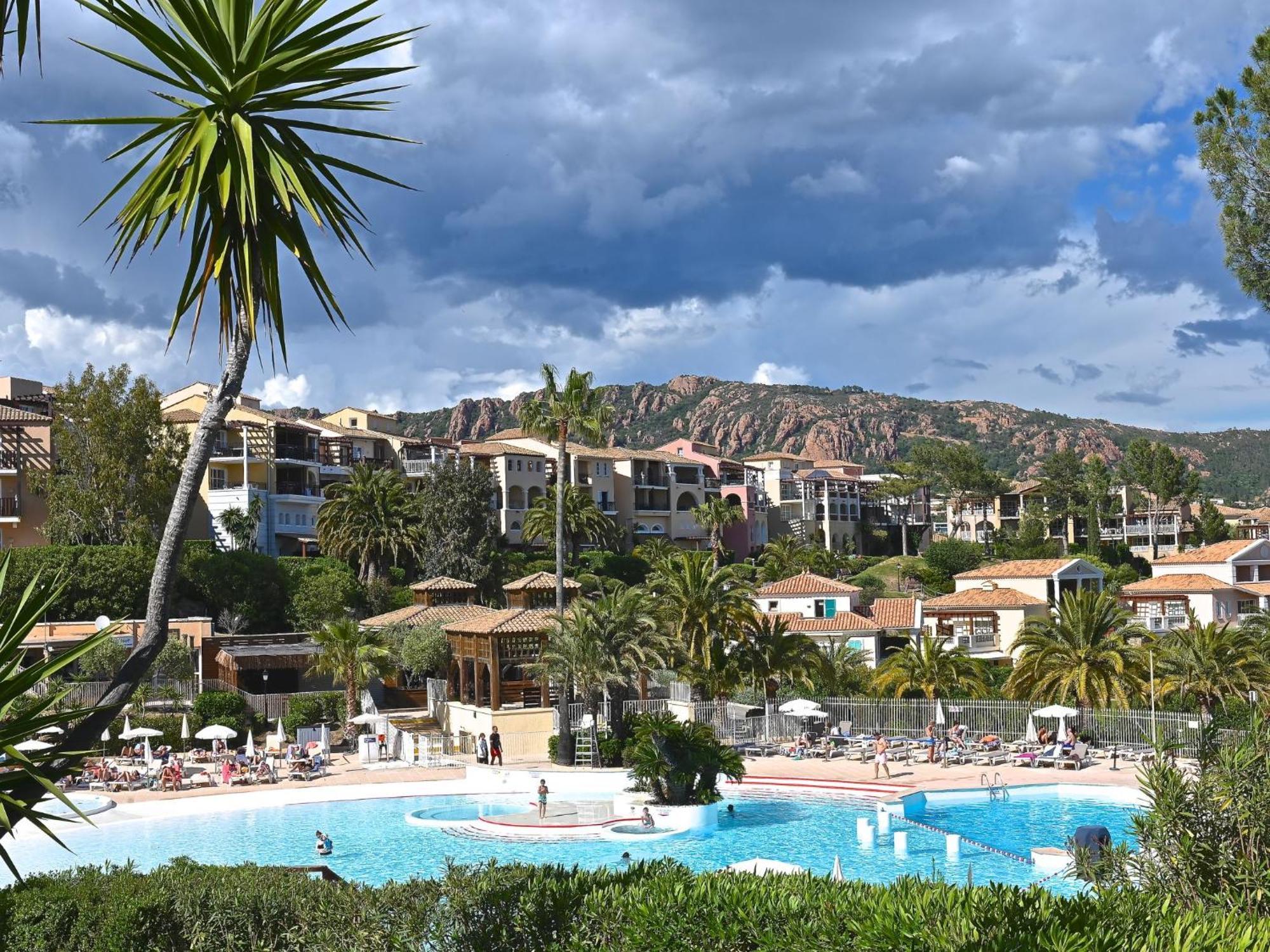 Saint-Raphaël Apartment Village Cap Esterel - Le Village-76 By Interhome מראה חיצוני תמונה